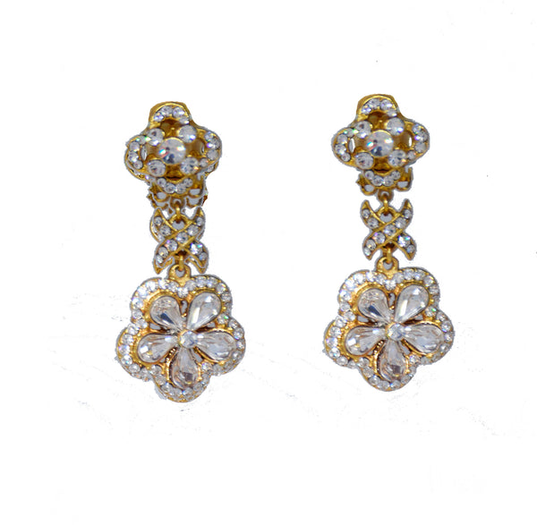 137  Gold and crystal small flower drop earring